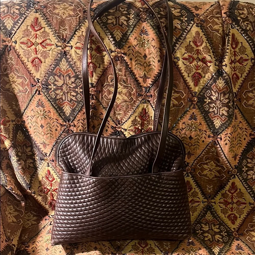 BALLY Elegant Brown Quilted Leather Women's Bag - Picture 11 of 12